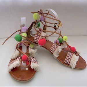 Kiss Wayuu Tribe Sandals Embroired